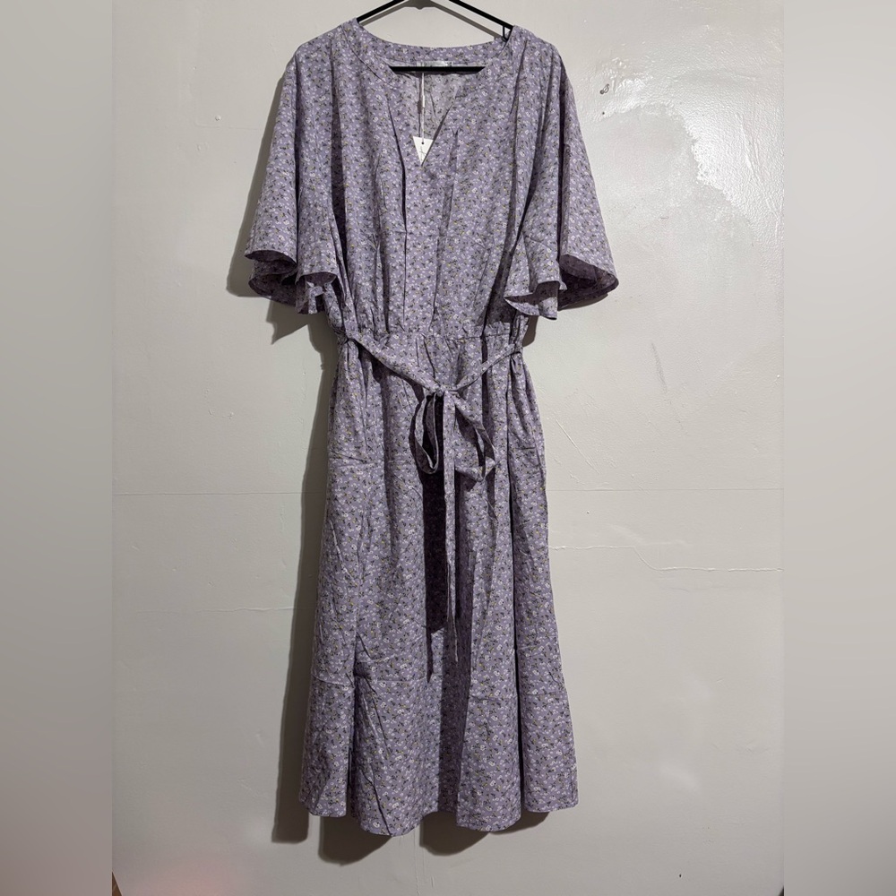 Floral Purple Women's Dress with pockets‎ nwt plus sized